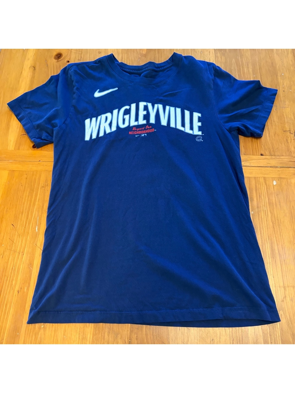 Nike Wrigleyville Navy Blue T-Shirt Men's Small MLB Chicago Cubs